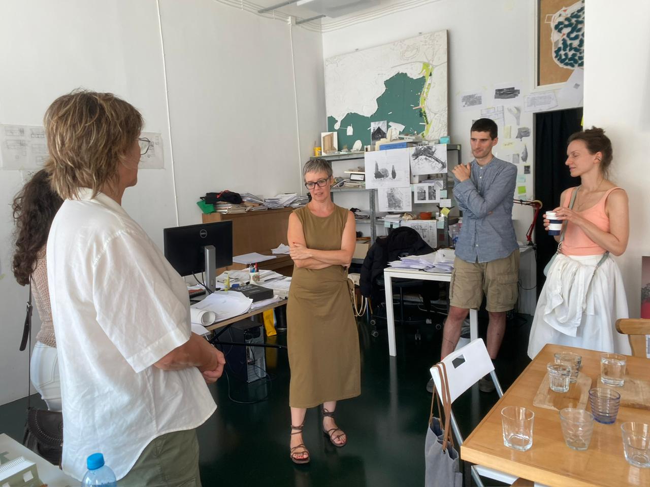 Innovation and Learning — lightbulb & team